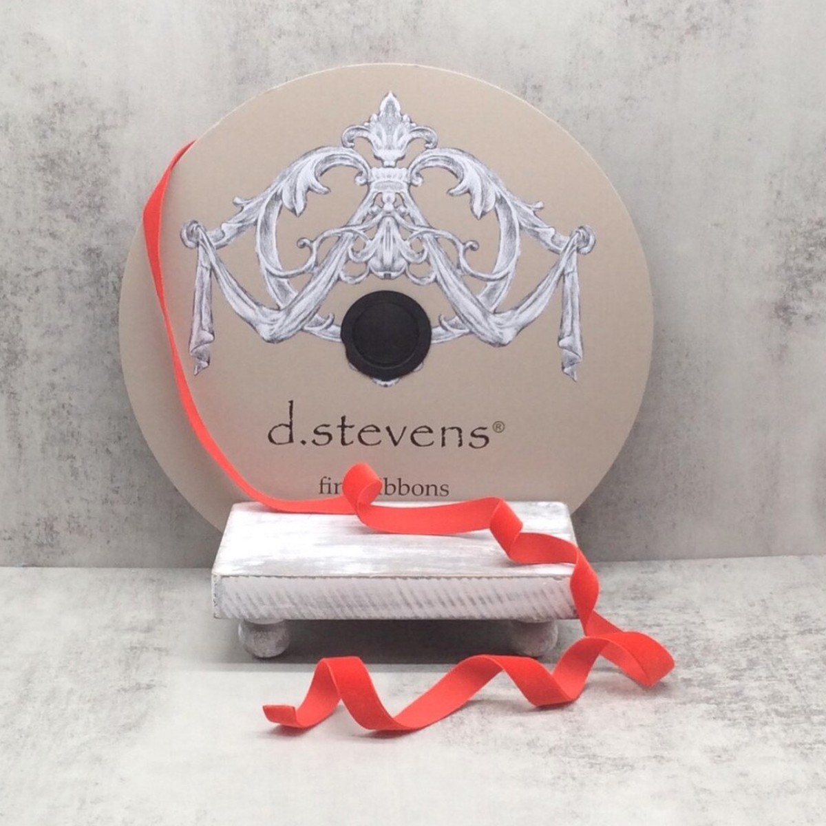 Velvet 5/8" x 50 Yards - true red