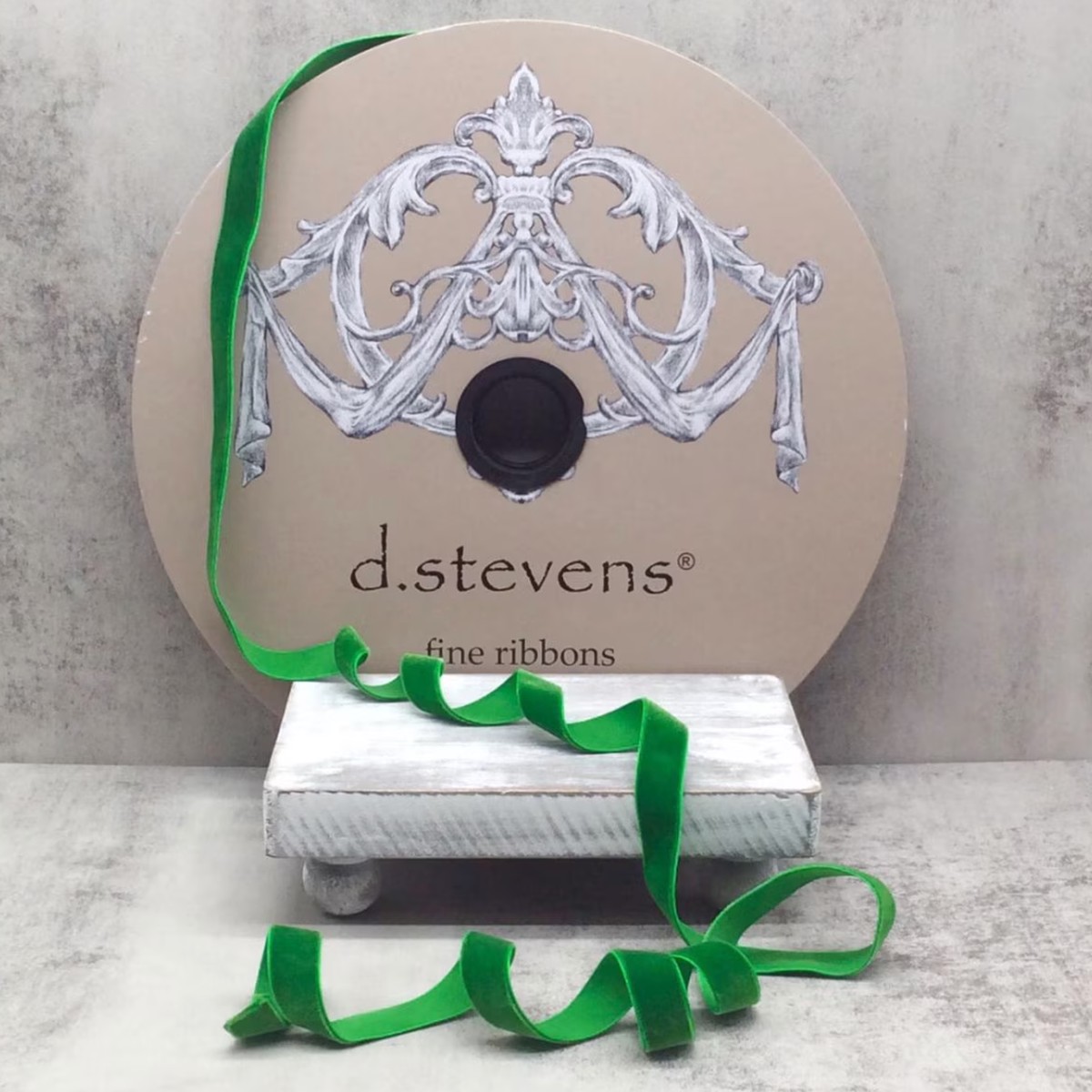 Velvet 5/8" x 50 Yards - Emerald