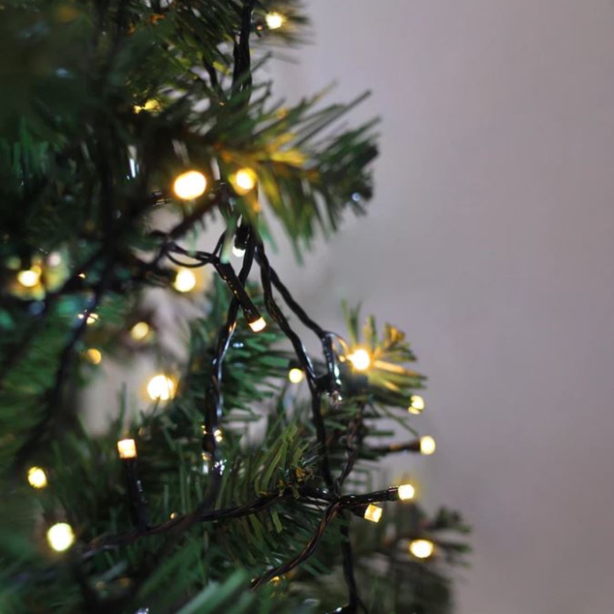 400 Sparkle LED String Light Warm White 319cm