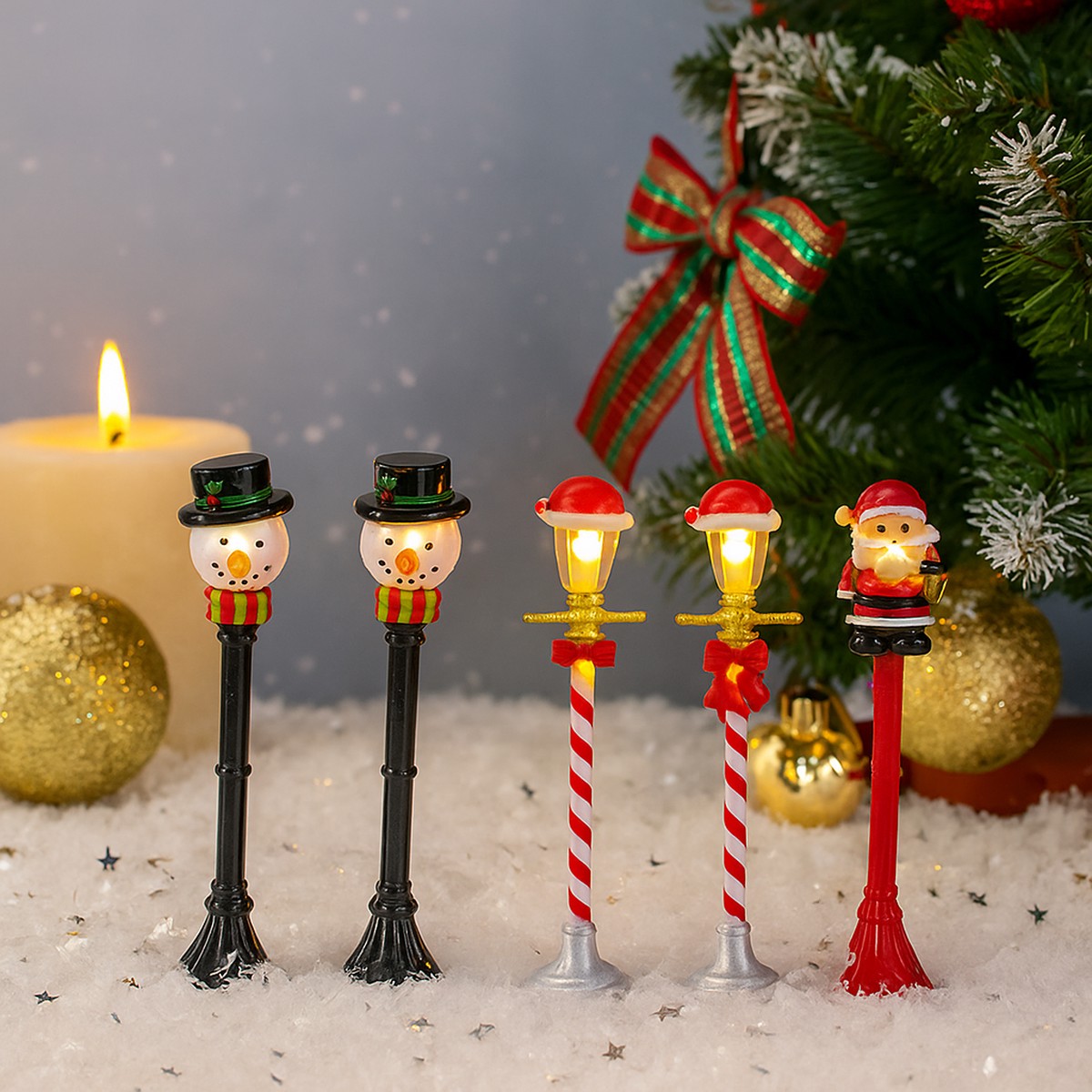 Light Up Mini Santa and Snowman Street Lamps 4pk Assorted