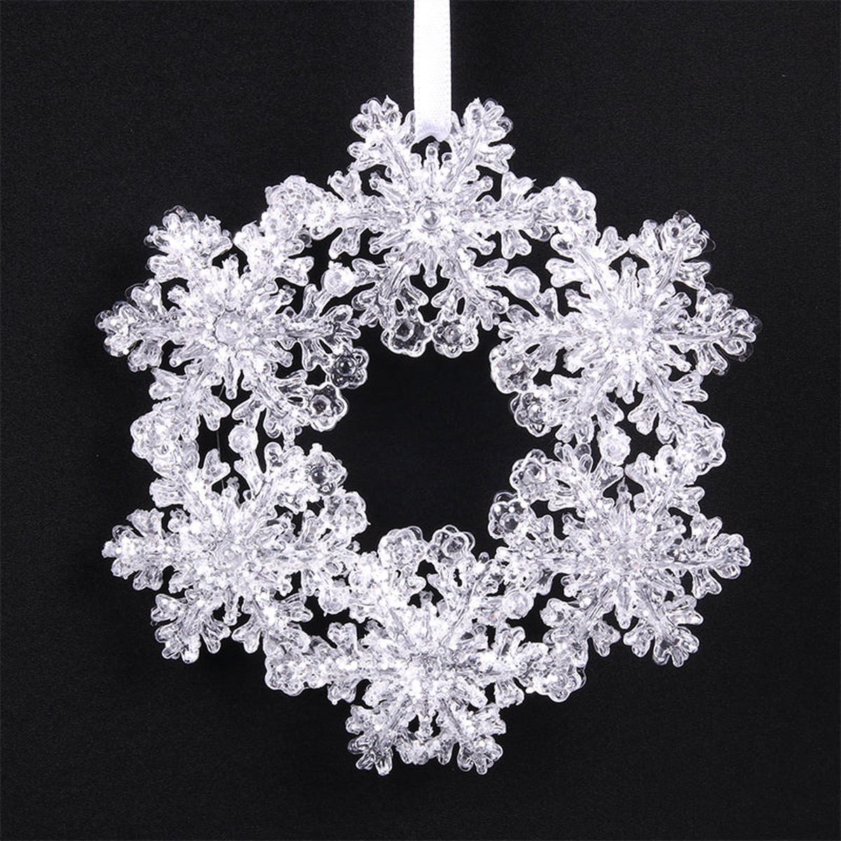 Wreath Tree Ornament with Silver Finish 13cm